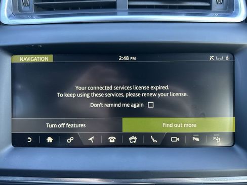 Used 2018 Jaguar E-PACE R-Dynamic S image 18