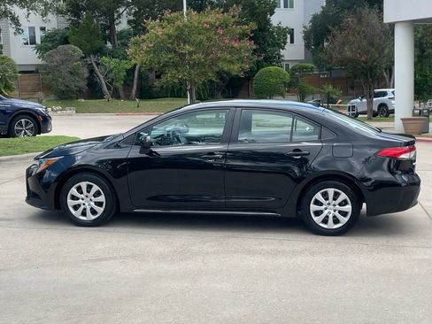 Used 2024 Toyota Corolla LE FWD image 3