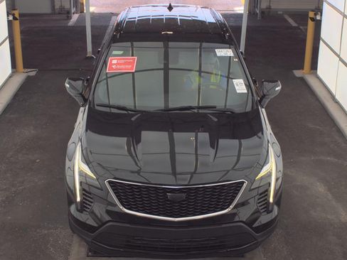 Used 2023 Cadillac XT4 Sport FWD image 2