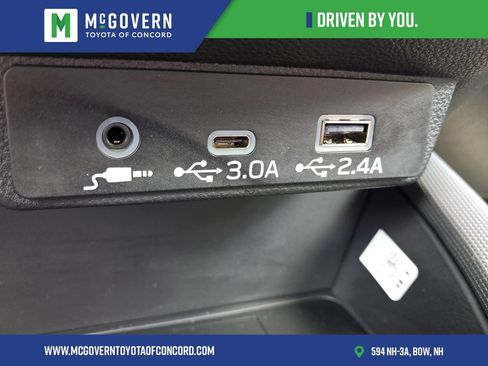 Used 2026 Subaru Forester Limited AWD/4WD image 34