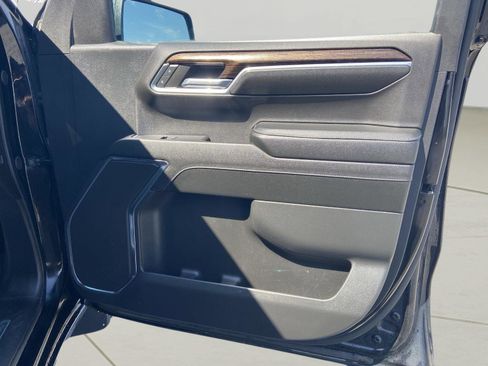 Used 2024 GMC Sierra 1500 Elevation image 22