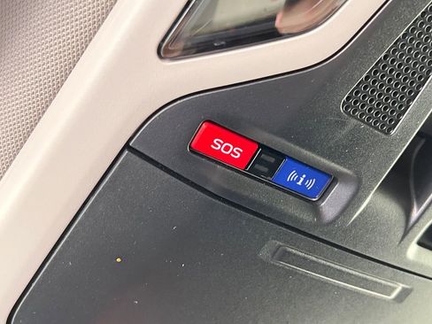 Certified 2023 Subaru Outback Limited image 38