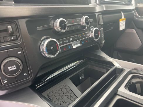 New 2026 Ford F350 Lariat w/ Black Appearance Package image 13