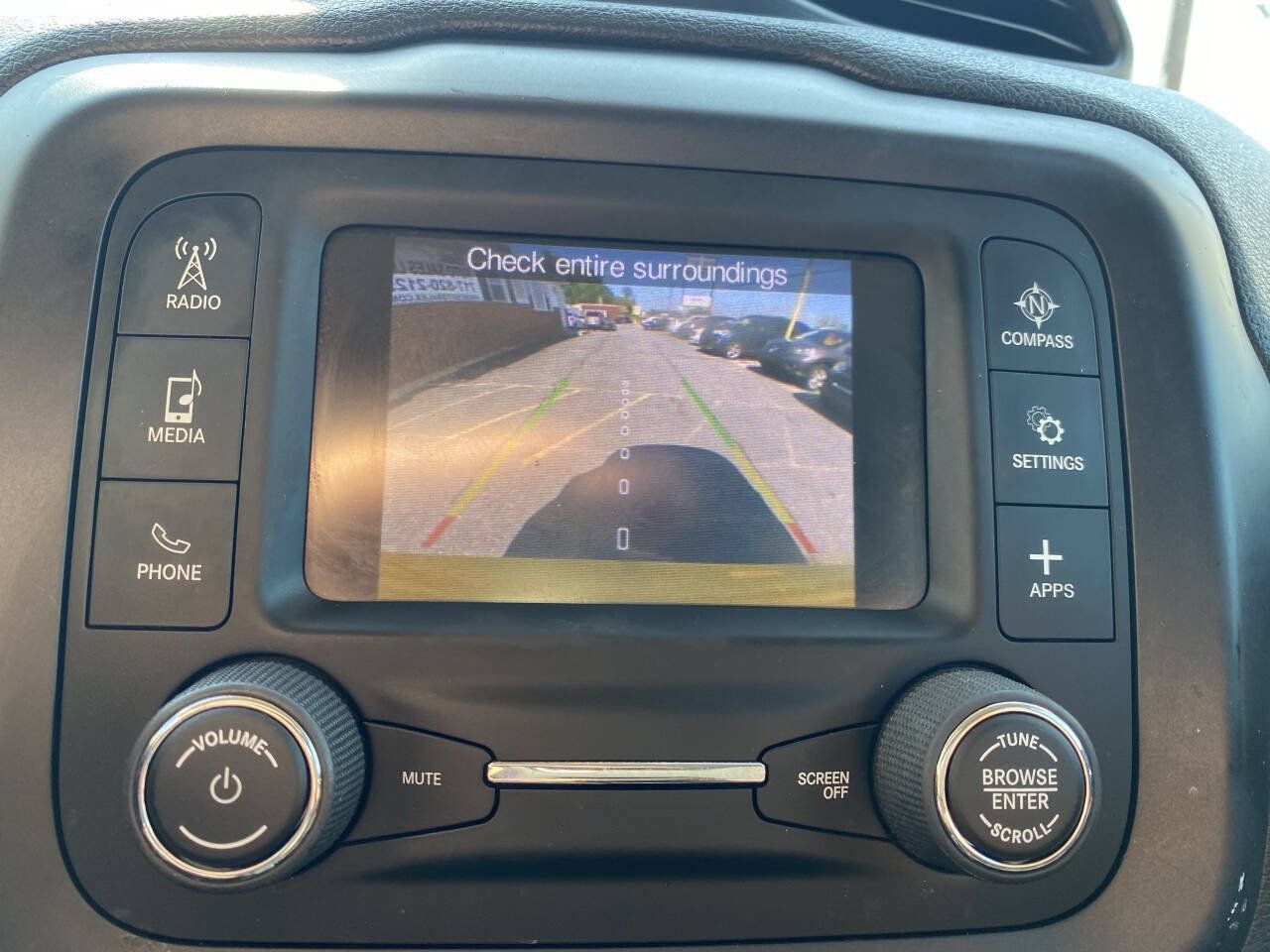 Used 2019 Jeep Renegade Sport w/ Sport Appearance Group AWD/4WD image 27