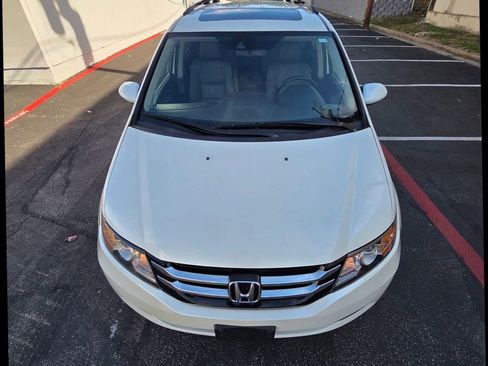 Used 2015 Honda Odyssey EX-L image 2