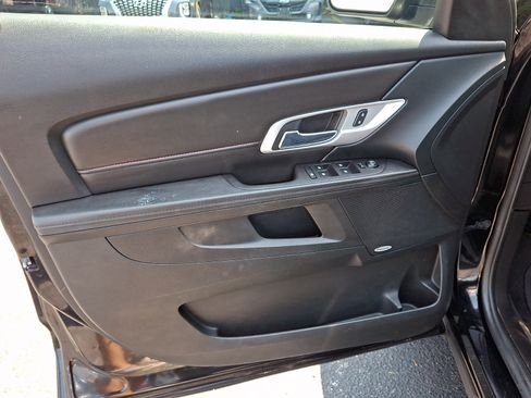 Used 2017 GMC Terrain SLE w/ Convenience Package FWD image 12