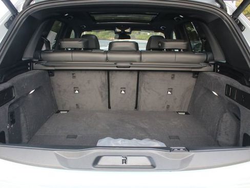 New 2026 BMW X5 xDrive50e w/ Executive Package image 7