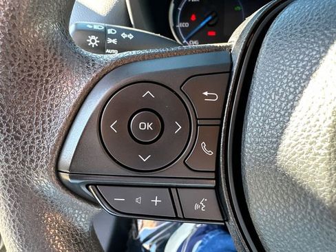 Certified 2025 Toyota RAV4 XLE AWD/4WD image 39