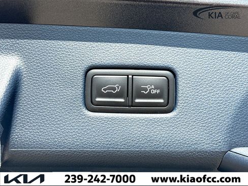New 2026 Kia Carnival EX FWD image 12
