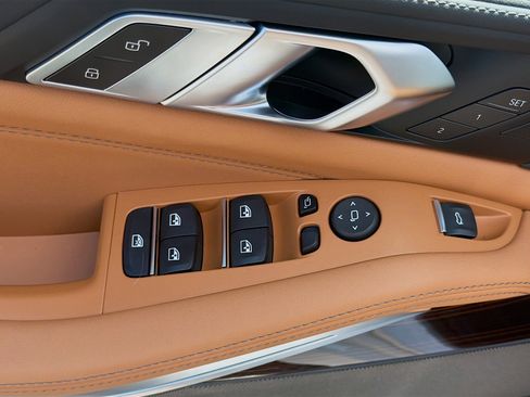 New 2026 BMW X5 xDrive40i w/ M Sport Package image 23