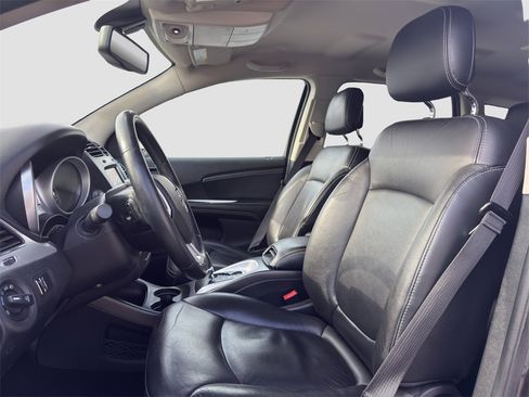 Used 2014 Dodge Journey Limited w/ Flexible Seating Group image 6