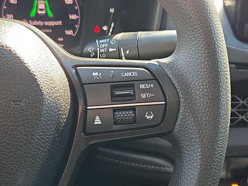 Used 2024 Honda Accord EX image 19