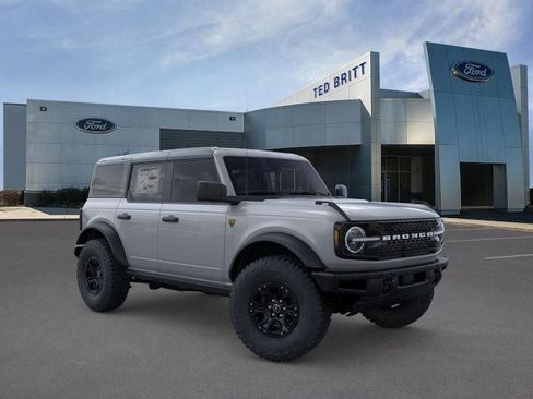 New 2026 Ford Bronco Badlands AWD/4WD image 1