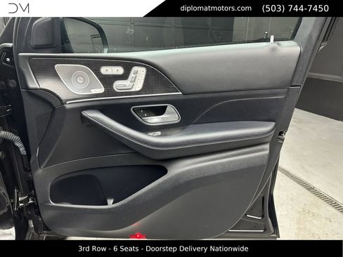 Used 2021 Mercedes-Benz GLS 580 4MATIC image 28