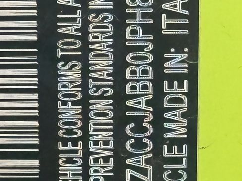 Used 2018 Jeep Renegade Altitude image 32