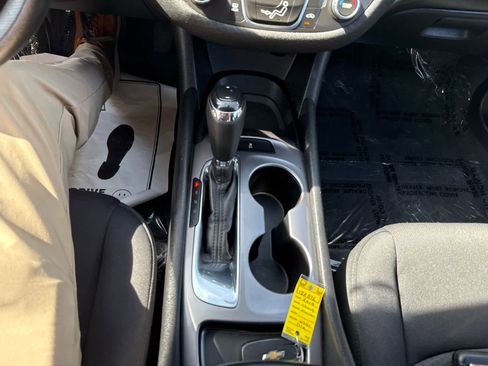 Used 2019 Chevrolet Malibu LS FWD image 22