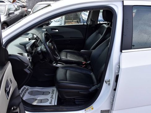 Used 2014 Chevrolet Sonic LTZ image 12