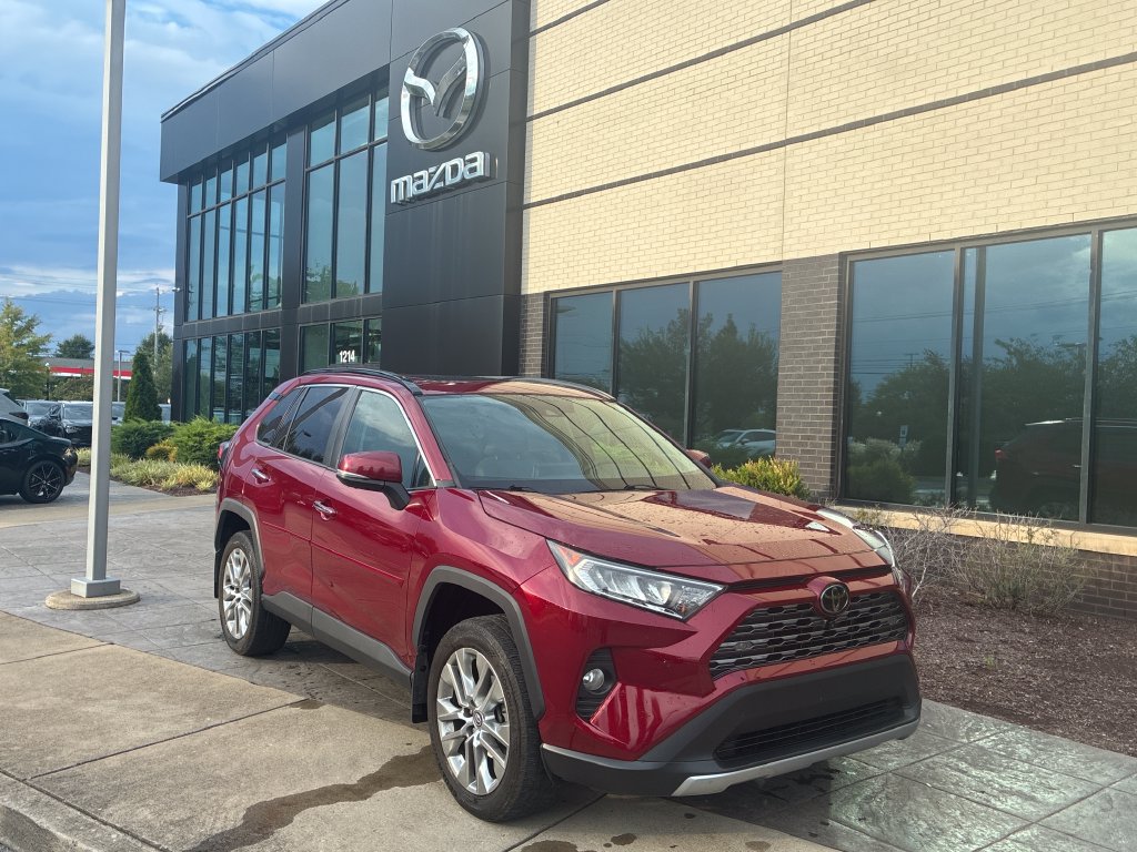 Used 2020 Toyota RAV4 Limited AWD/4WD image 1