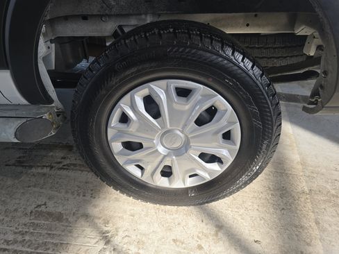 Used 2024 Ford Transit 250 Low Roof w/ Exterior Upgrade Package image 13