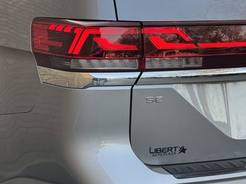 New 2026 Volkswagen Atlas SE image 17