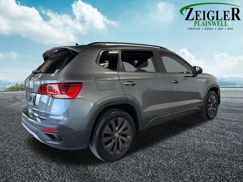 Used 2022 Volkswagen Taos S AWD/4WD image 6