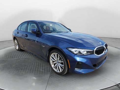 Used 2023 BMW 330e xDrive w/ Premium Package AWD/4WD image 7