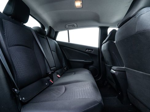 Used 2016 Toyota Prius Three image 15