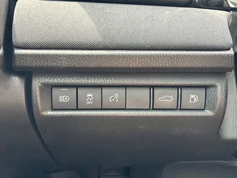 Used 2025 Toyota Camry LE FWD image 23
