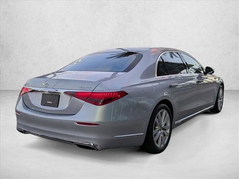 Used 2023 Mercedes-Benz S 500 4MATIC image 5