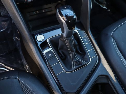 Used 2023 Volkswagen Taos SE image 20