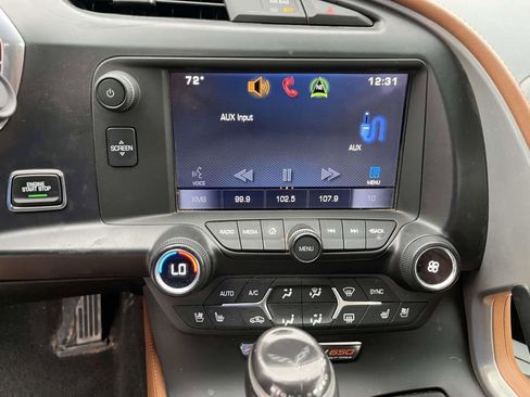 Used 2015 Chevrolet Corvette Z06 w/ 3LZ Preferred Equipment Group image 22