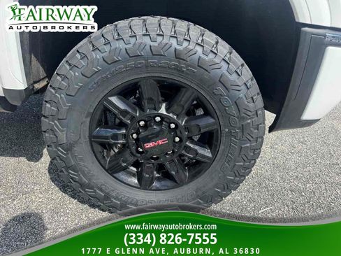 Used 2024 GMC Sierra 2500 AT4 w/ AT4 Premium Plus Package AWD/4WD image 36
