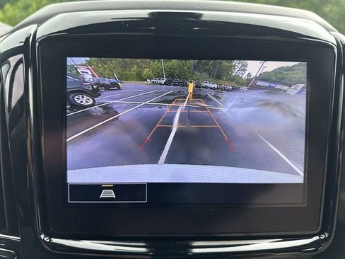 Used 2023 Chevrolet Traverse LT AWD/4WD image 26