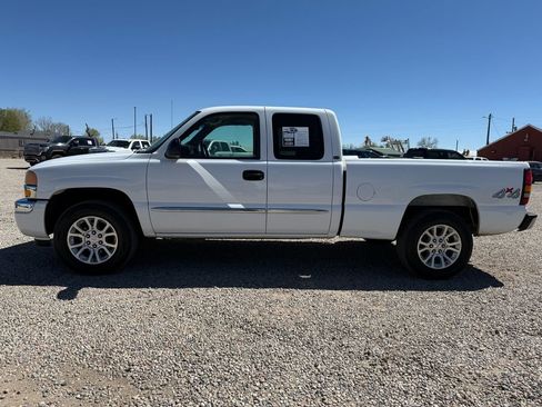 Used 2006 GMC Sierra 1500 SLE w/ Light Duty Power Package image 6