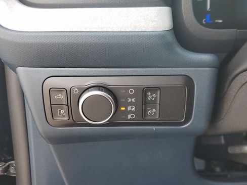 New 2026 Ford Maverick XLT w/ XLT Luxury Package FWD image 19