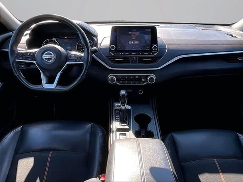 Used 2022 Nissan Altima 2.5 SR w/ Midnight Edition Package AWD/4WD image 17