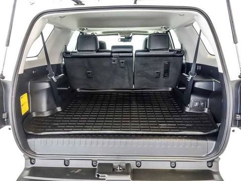 Used 2021 Toyota 4Runner SR5 Premium w/ Moonroof Package AWD/4WD image 31