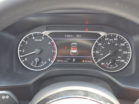 Used 2023 Nissan Rogue SV AWD/4WD image 34