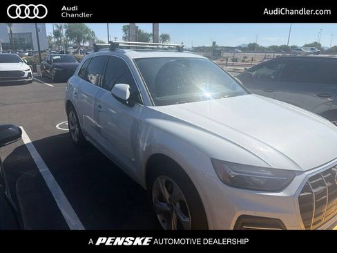 Used 2021 Audi Q5 2.0T Premium Plus w/ Premium Plus Package AWD/4WD image 1