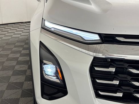 Used 2025 Chevrolet Equinox LT AWD/4WD image 49