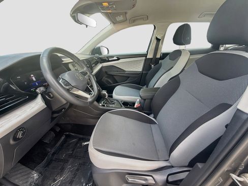 Certified 2024 Volkswagen Taos S FWD image 18