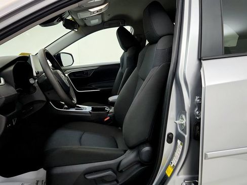 Used 2024 Toyota RAV4 LE AWD/4WD image 25