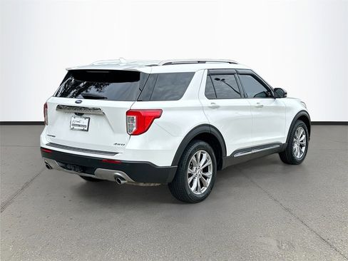 Used 2022 Ford Explorer Limited w/ Equipment Group 301A image 7