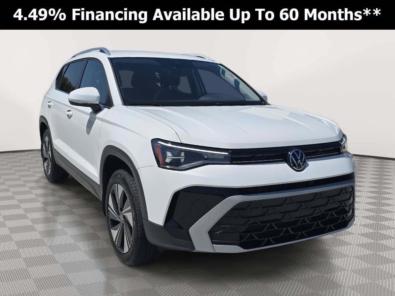 Used 2025 Volkswagen Taos SE AWD/4WD image 1