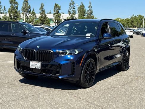 Used 2026 BMW X5 sDrive40i w/ M Sport Package RWD image 2