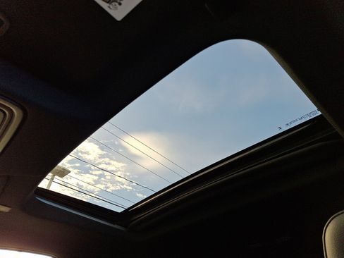 Used 2025 GMC Sierra 1500 AT4 image 15