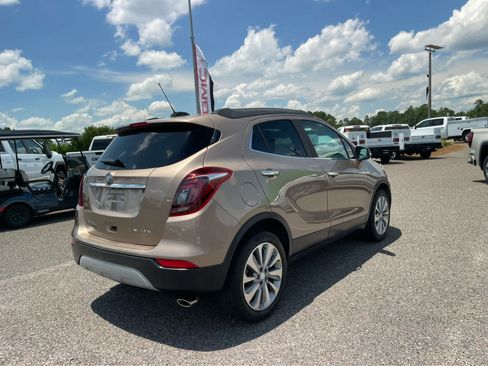 Used 2018 Buick Encore Preferred FWD image 5