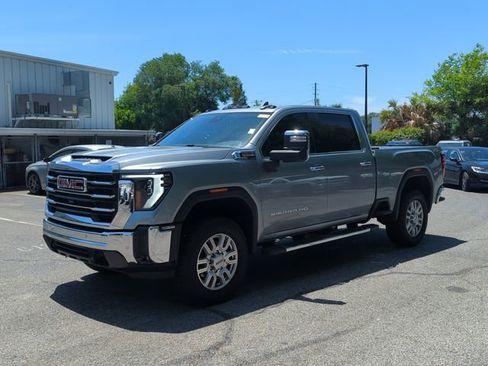 Used 2024 GMC Sierra 3500 SLT w/ SLT Premium Package AWD/4WD image 5