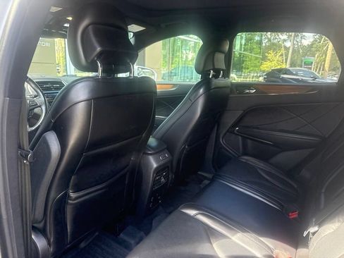 Used 2019 Lincoln MKC Reserve w/ MKC Climate Package AWD/4WD image 19