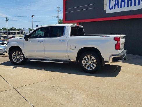 Used 2020 Chevrolet Silverado 1500 LTZ w/ LTZ Premium Package AWD/4WD image 10